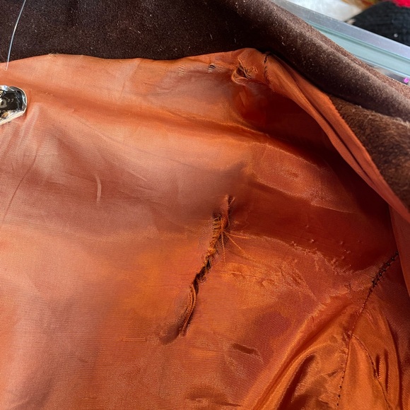 Vintage 70s Brown Suede Western Fringe Jacket - Picture 10 of 11